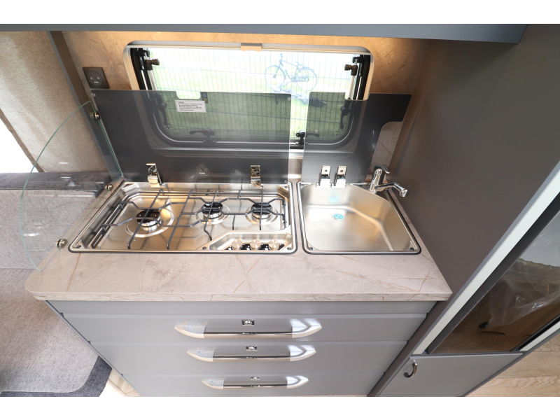 Hobby De Luxe 460 UFE TopSelect pakket - 240  foto: 10