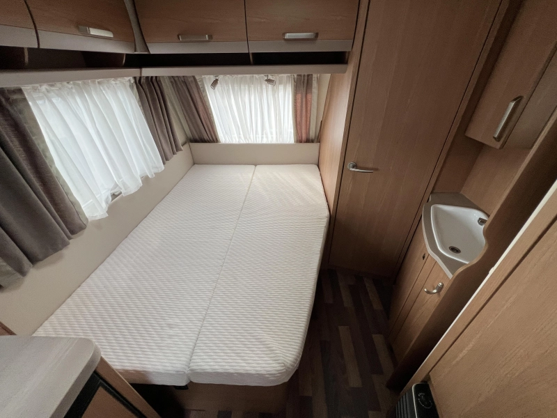 Knaus Sport 450 FU Mover, Fiamma Zakluifel,  foto: 5