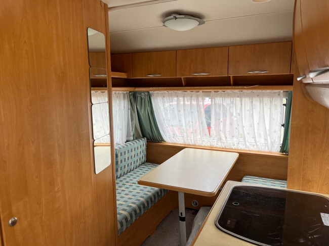 Eifelland E 450 Rondzit , voortent, nette staat! foto: 8