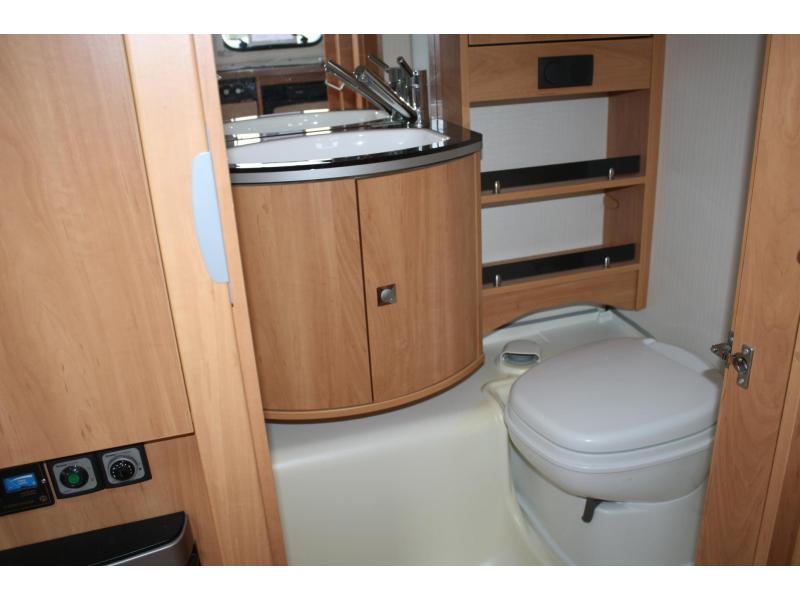 Dethleffs Camper 460 QR  foto: 6