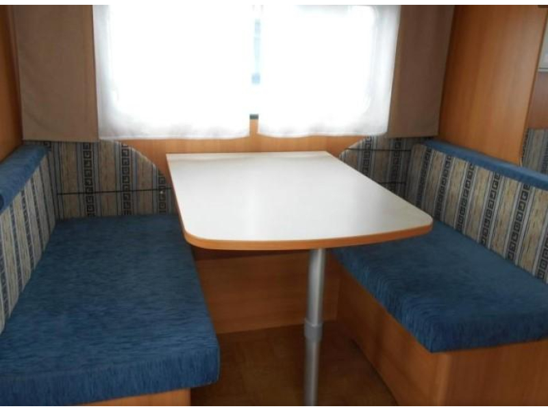Caravelair Antares Artica 465 Dwarsbed / Luifel.  foto: 12