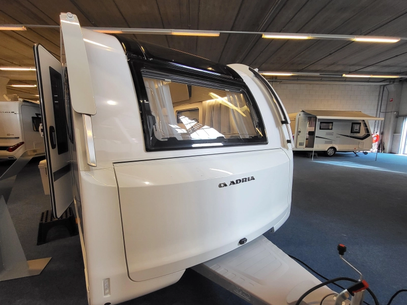 Adria Adora 522 UP nieuwste uitvoering  foto: 4