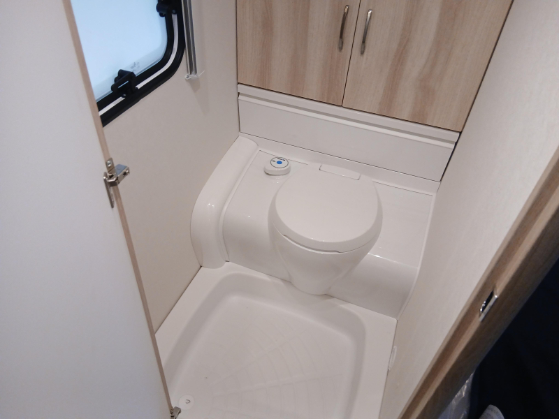 Hobby De Luxe 460 UFE  foto: 8