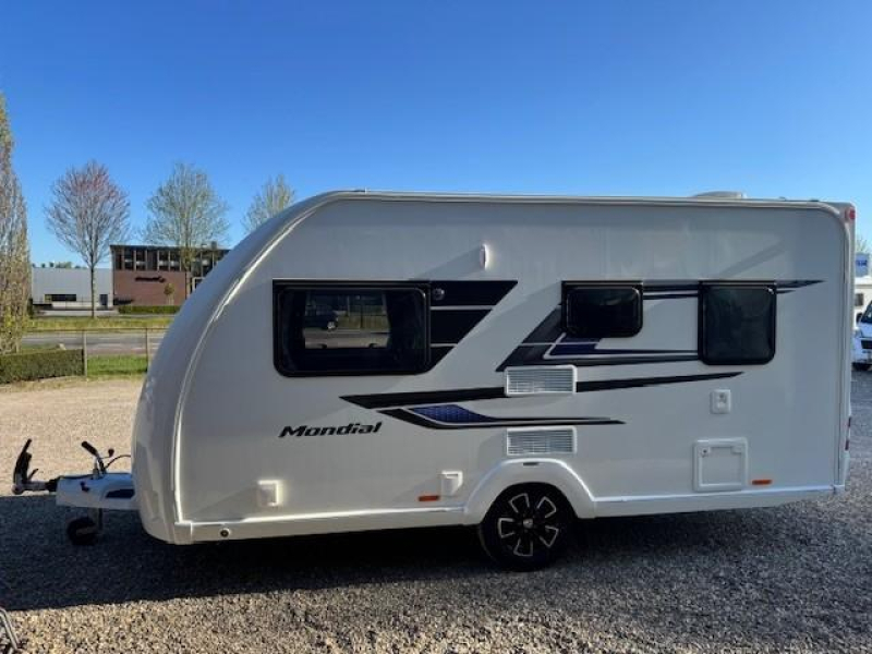 Sprite Mondial 420 SE aanbieding enkele bedden  foto: 4