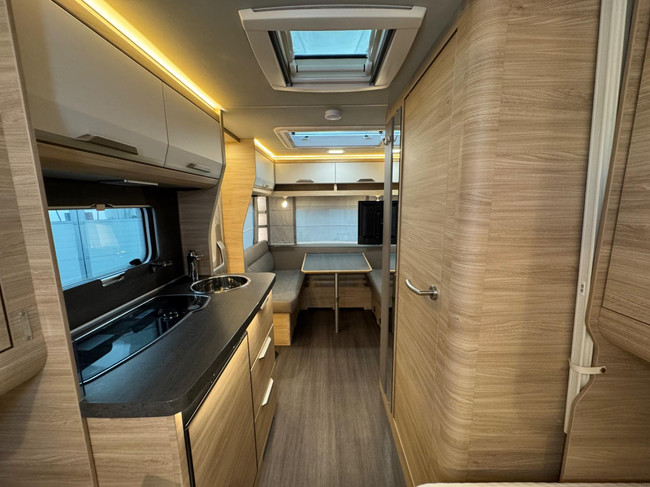 Knaus Südwind 460 EU foto: 22