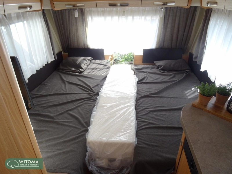 Knaus Sudwind Silver Selection 460 EU SALE mooi compleet  foto: 11