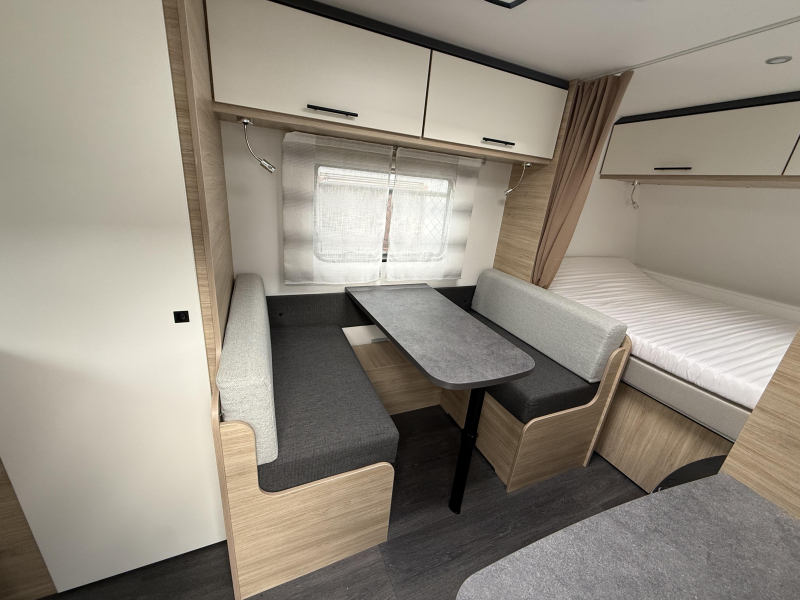 Caravelair Alba 400 VASTBED TREINZIT LUIFEL  foto: 6