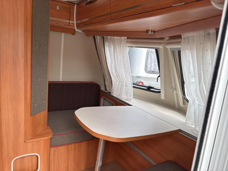 Eriba Touring Troll 540 GT Mover/Thule luifel 