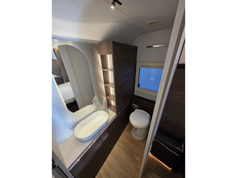 Adria Alpina 663 HT  foto: 7