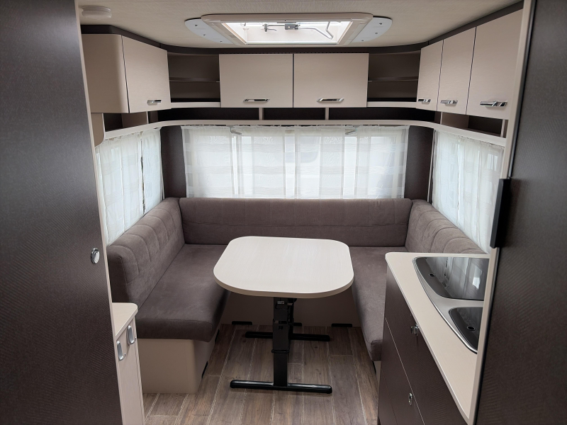 Dethleffs C'Go 495 FR Mover/Voortent  foto: 7