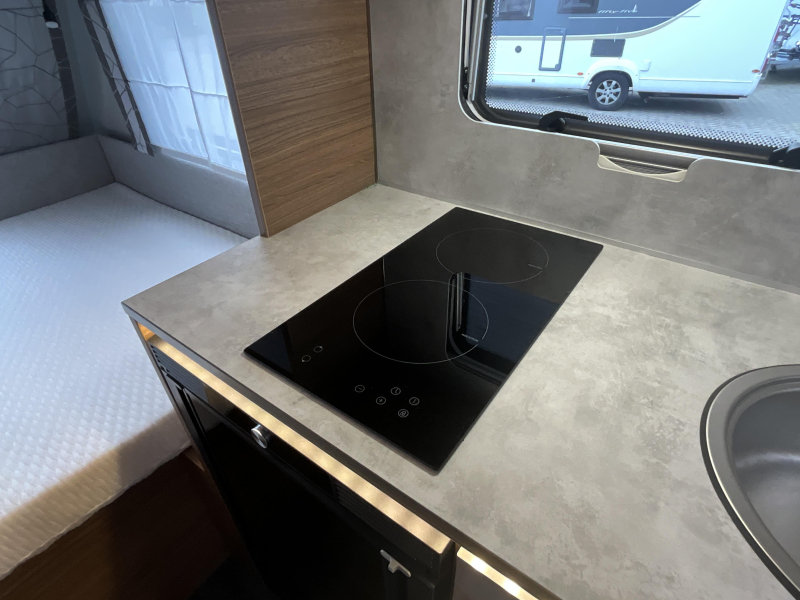 Knaus Sport E-Power Selection 420 QD AIRCO-LEVELSSYTEEM-LUIFEL  foto: 11