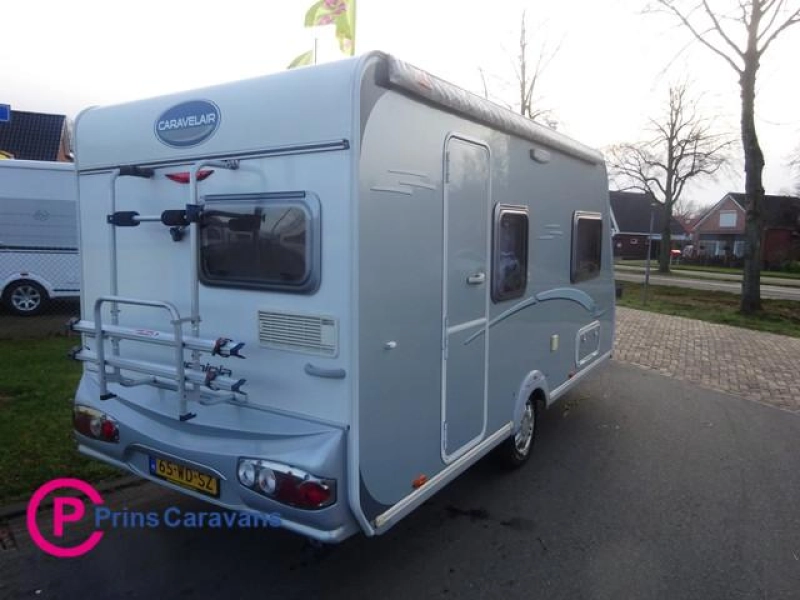 Caravelair Venicia 420 Met Dwars Bed en Treinzit  foto: 5