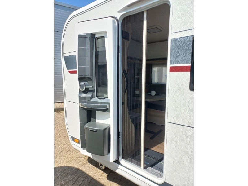 Hobby De Luxe 495 UL 1800kg - bedverbreding  foto: 3