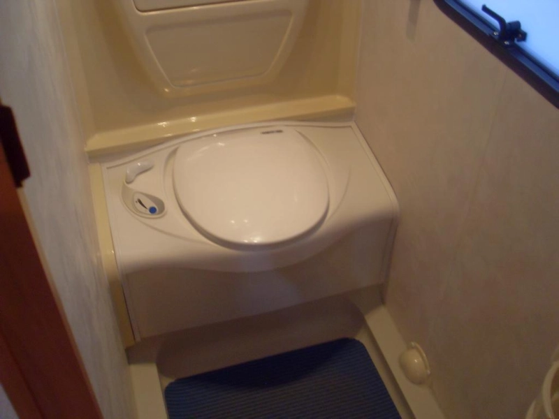 Adria Adora 432 PS met Mover  foto: 7
