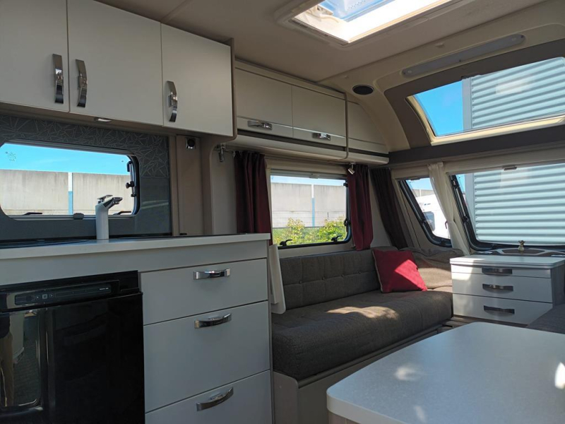 Swift Mondial 420 SE  foto: 1