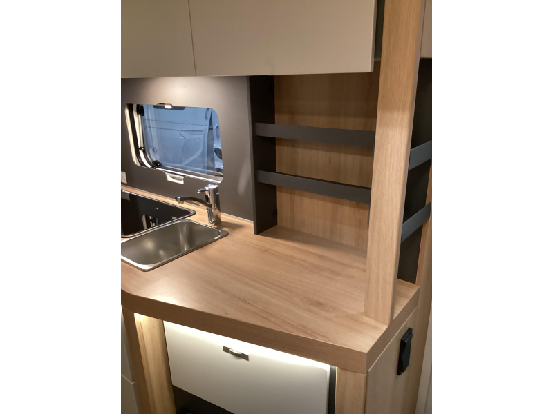 Knaus Sport 420 QD dwarsbed  foto: 11