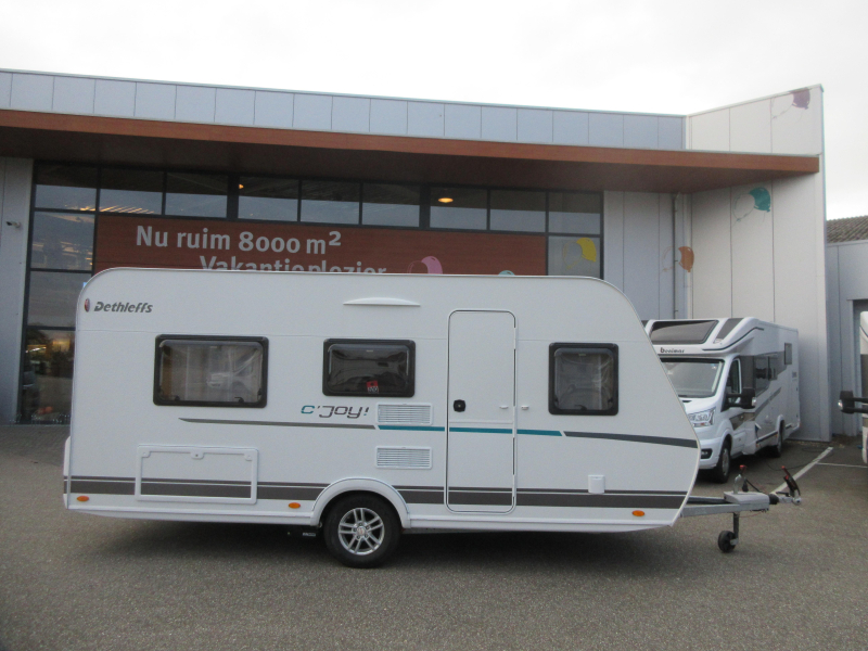 Dethleffs C'Joy Active 460 LE MET MOVER EN VOORTENT  foto: 1