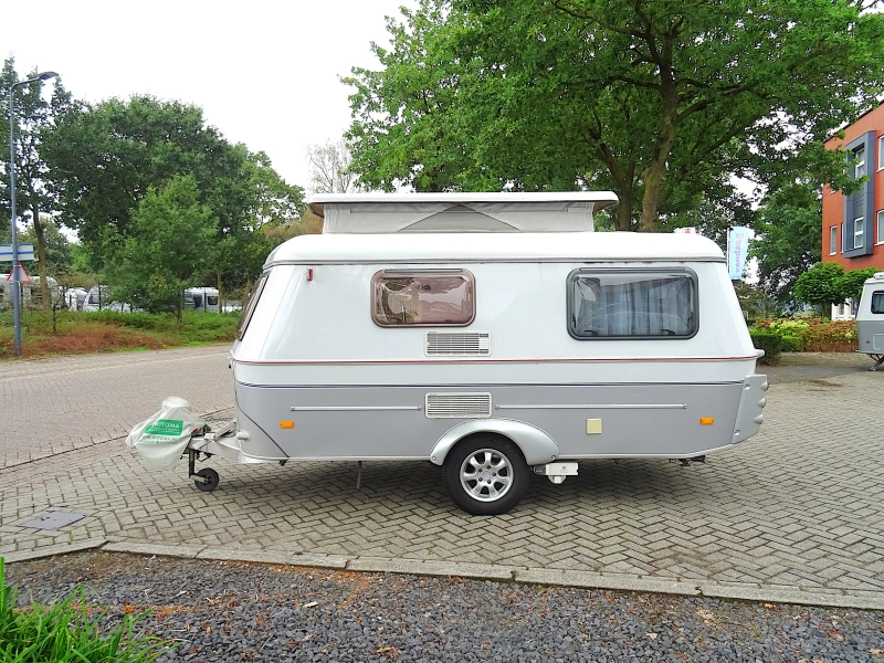 Eriba Touring 410 GT hele mooie uitvoering  foto: 12