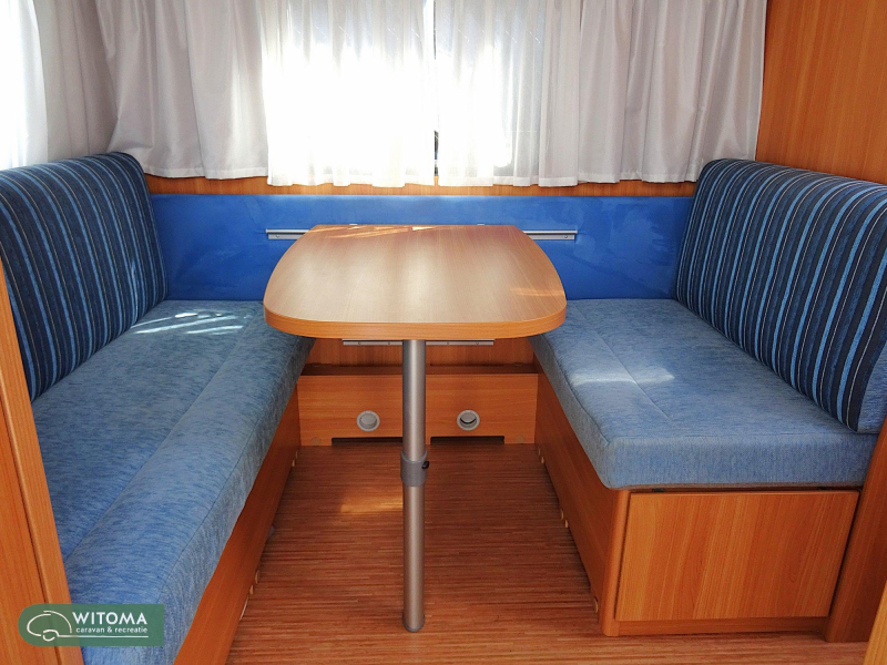 Knaus Sport 420 mover + voortent  foto: 11