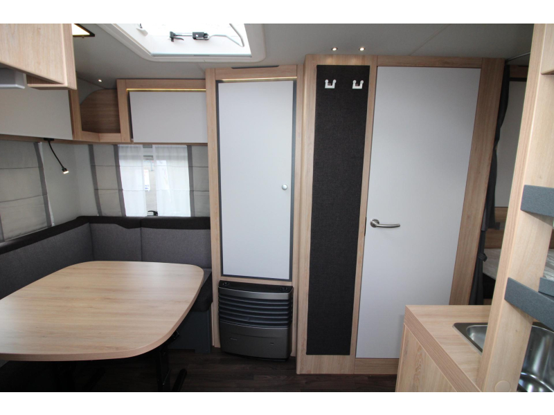 Knaus Sport 500 EU Enkele bedden & rondzit!  foto: 6