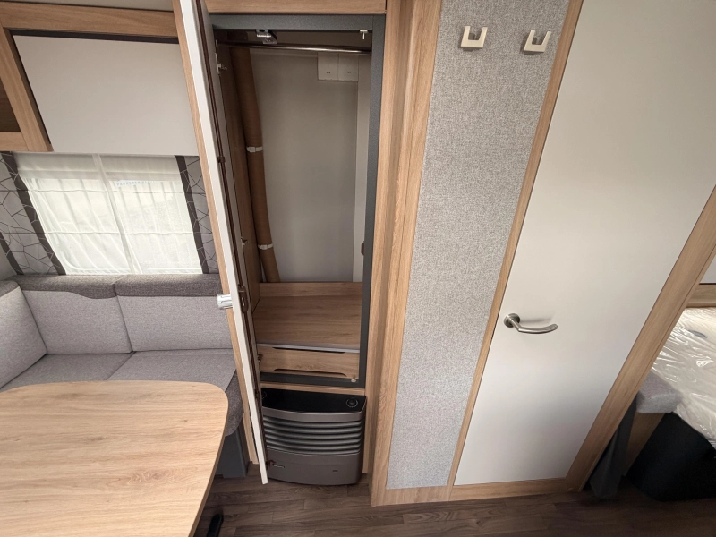 Knaus Sport 500 EU 1800KG + Enkele bedden  foto: 7