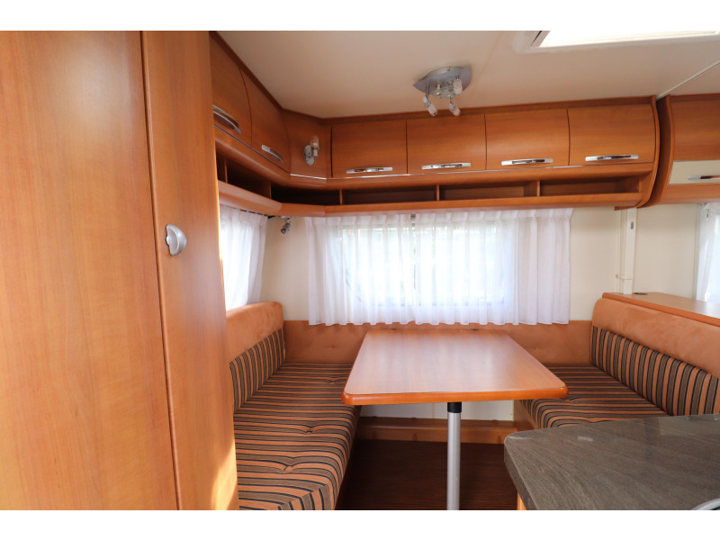 Hobby Excellent 410 SFE Mover/ Luifel/ Voortent  foto: 7