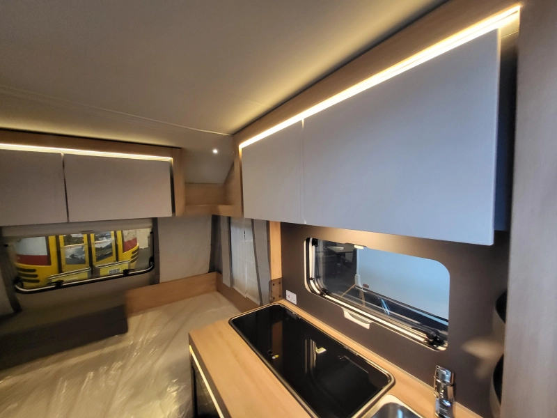 Knaus Sport 400 QD super compleet af fabriek  foto: 15