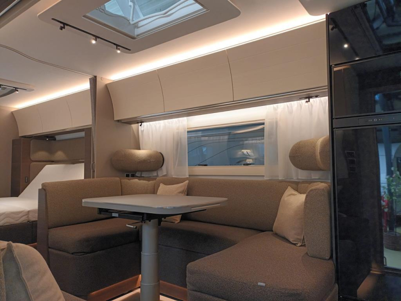 Adria Alpina 663 HT 
