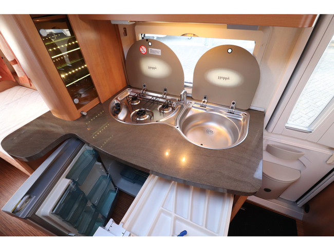Hobby Excellent 495 UL Mover / Thule Luifel foto: 13