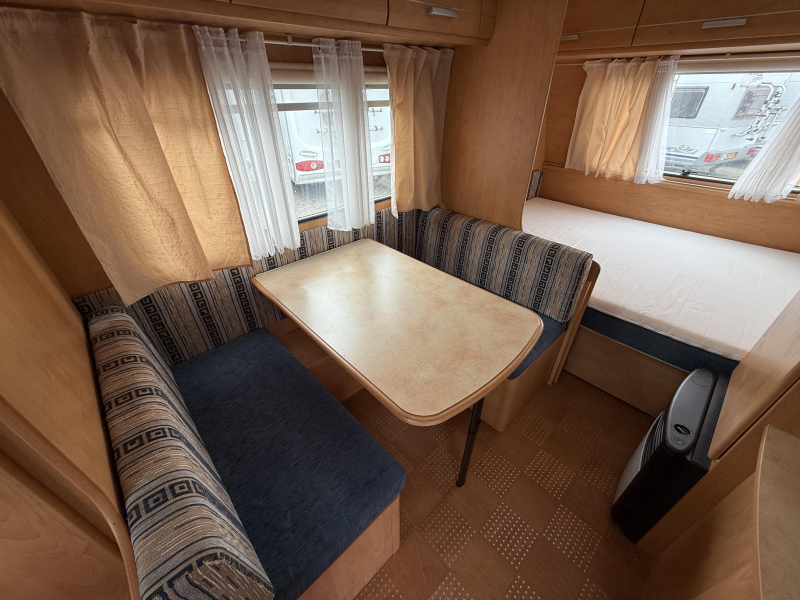 Caravelair Antares Luxe 400 Lichtgewicht 4 pers  foto: 3