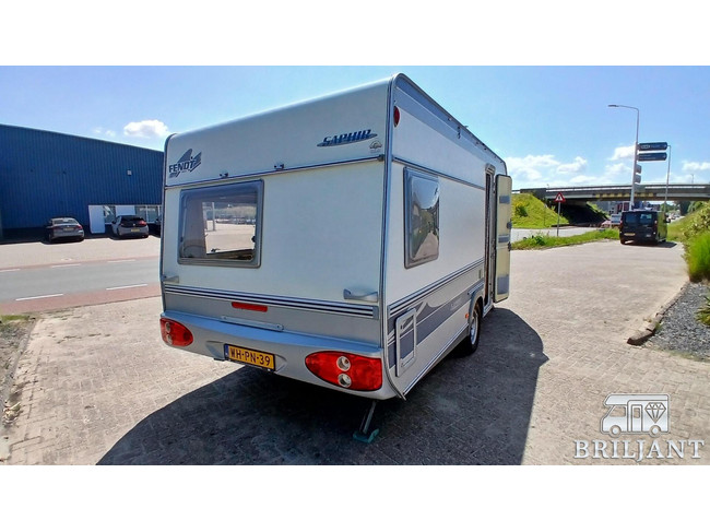 Fendt Saphir 470 caravan.. fransbed/rondzit