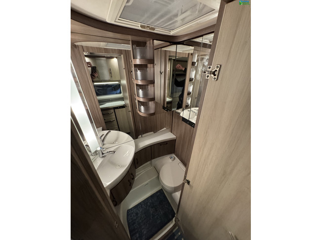 Hobby De Luxe Easy 460LU foto: 21