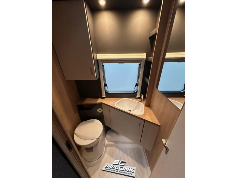 Knaus Sport 460 EU ENKEL BED VLOERVERWARMING 