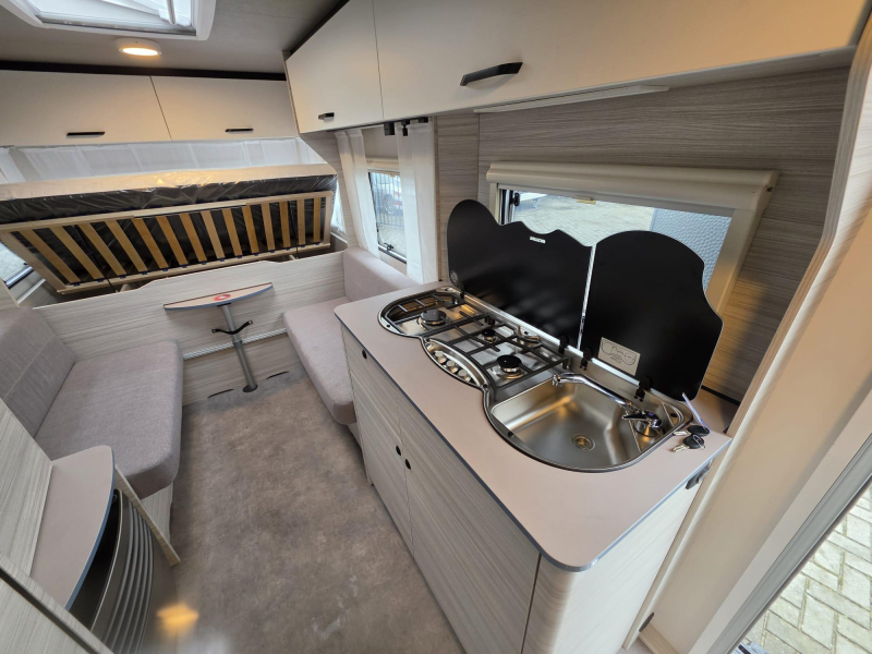 Dethleffs C'Joy Active 480 QLK Stapelbed, 6 persoons!  foto: 5
