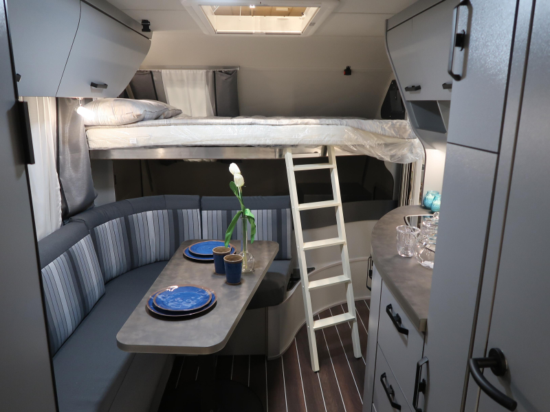 Knaus Sport & Fun Black Edition 480 QL PRIJSVOORDEEL  foto: 9