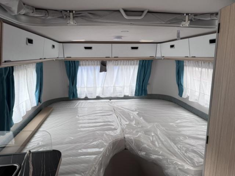 Eriba Touring Urban 642 Pakket Harbour Blue  foto: 7