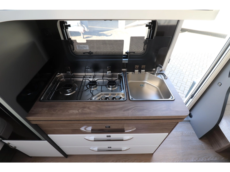 Hobby Excellent Edition 495 UL €2500,- KORTING | 301  foto: 15
