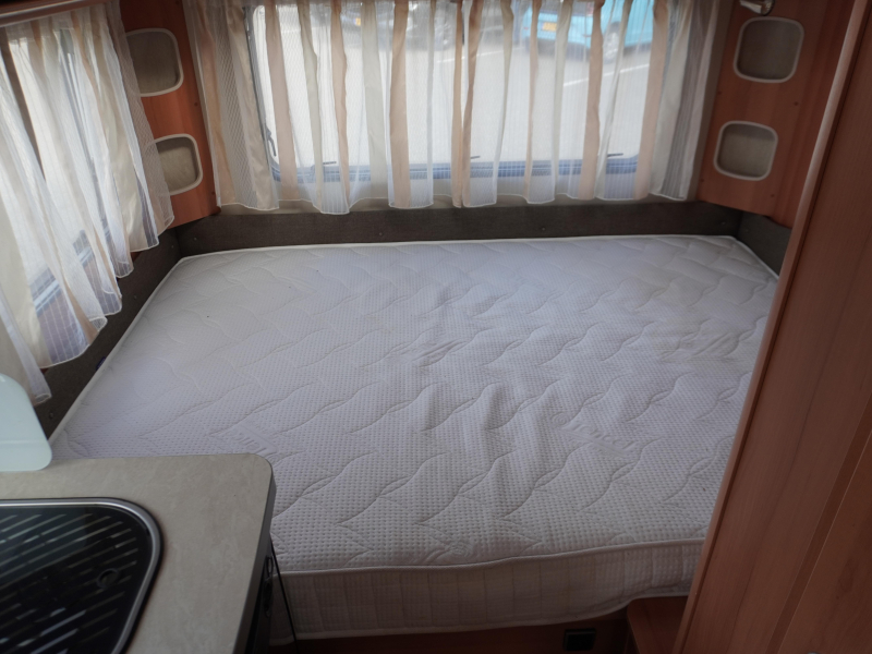 Eriba Nova Light 425 MET MOVER EN VOORTENT 