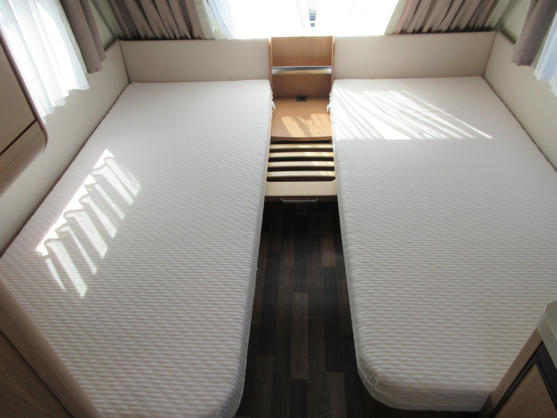 Knaus Sport 460 EU MET AIRCO EN MOVER 