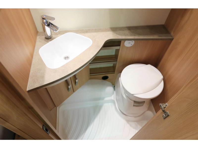 Knaus Sudwind 420 QD VOLAUTO.MOVER+VOORTENT  foto: 9