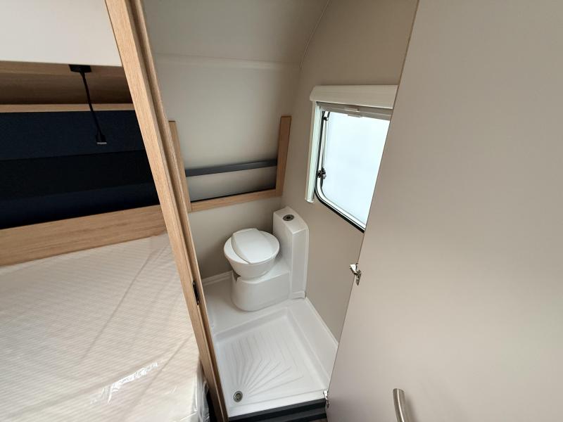 Knaus Sport 450 FU  foto: 8