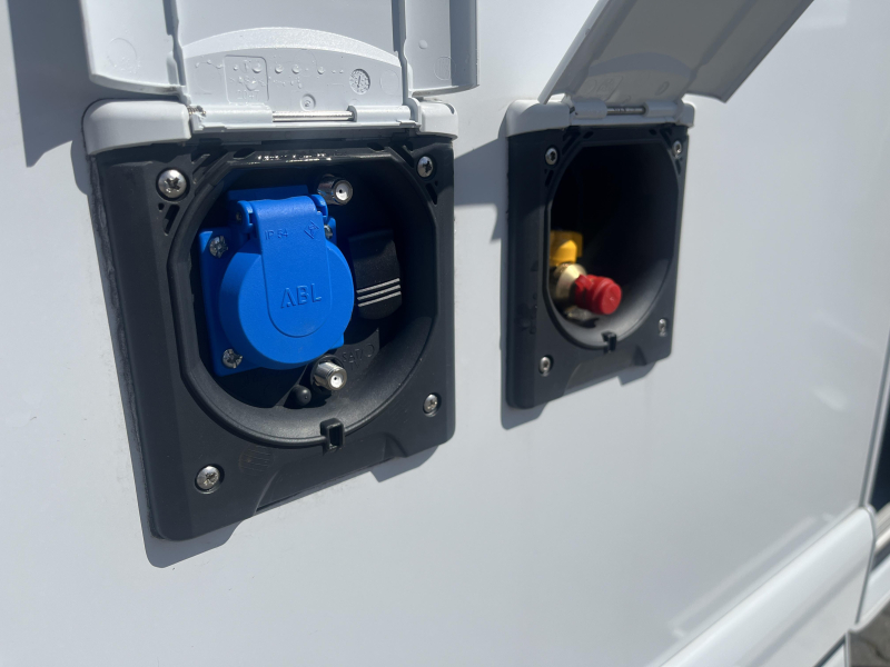 Knaus Sky TI 650 MEG Platinum Selection - Dakairco - Zonnepaneel  foto: 23