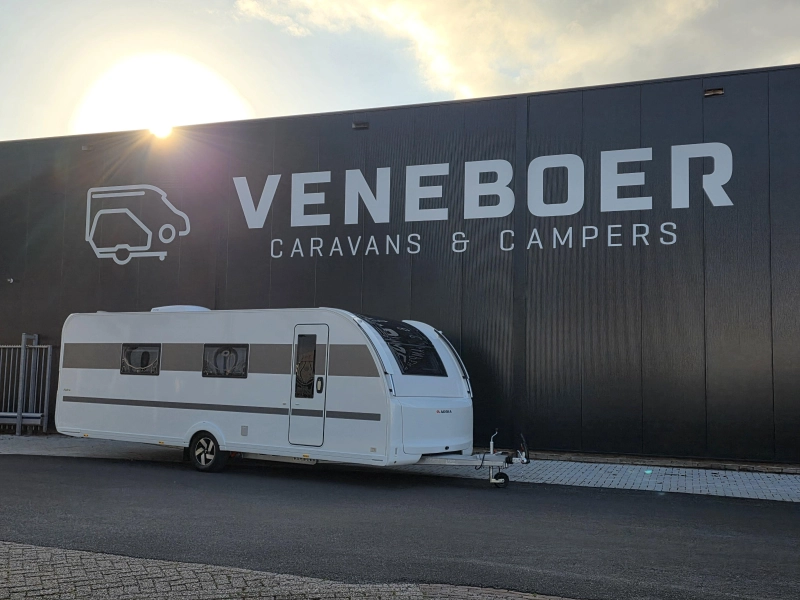 Adria Alpina 663 HT  foto: 2