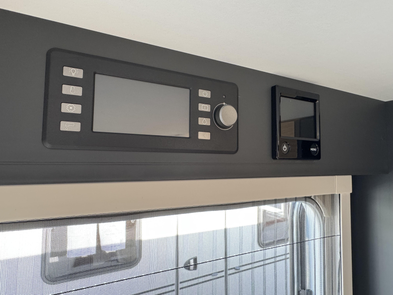 Adria Adora 613 UT Alde verwarming  foto: 18