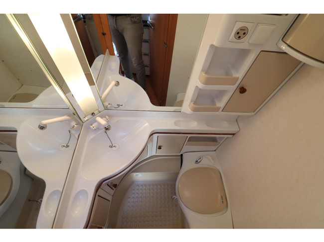 Hobby Excellent 495 UL Mover / Thule Luifel foto: 16