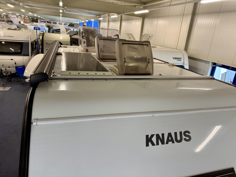 Knaus Sudwind 60 Years 460 EU E-Power super compleet  foto: 5