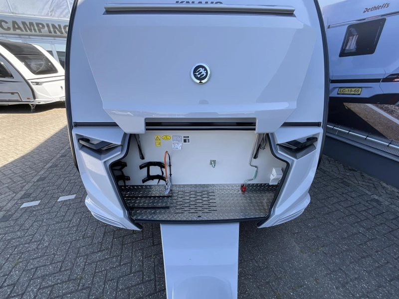 Knaus Sudwind Black Selection 460 EU ENKELE BEDDEN-DESIGN  foto: 18