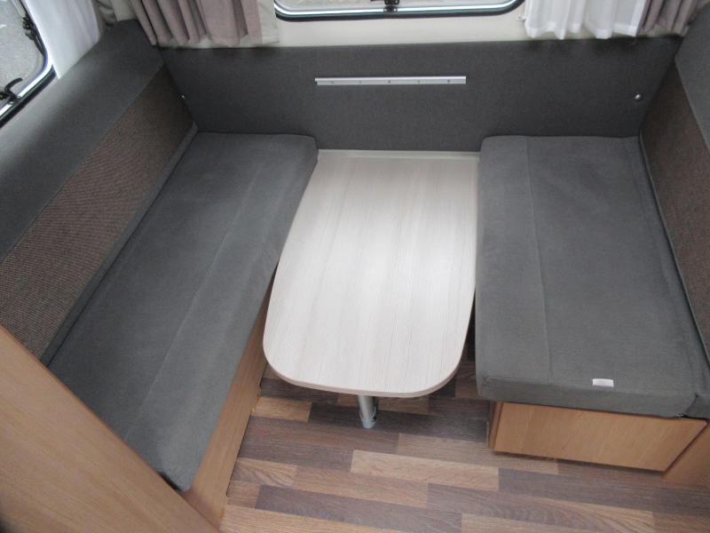 Knaus Sport 400 QD COMPACT, LUIFEL, VOORTENT  foto: 7