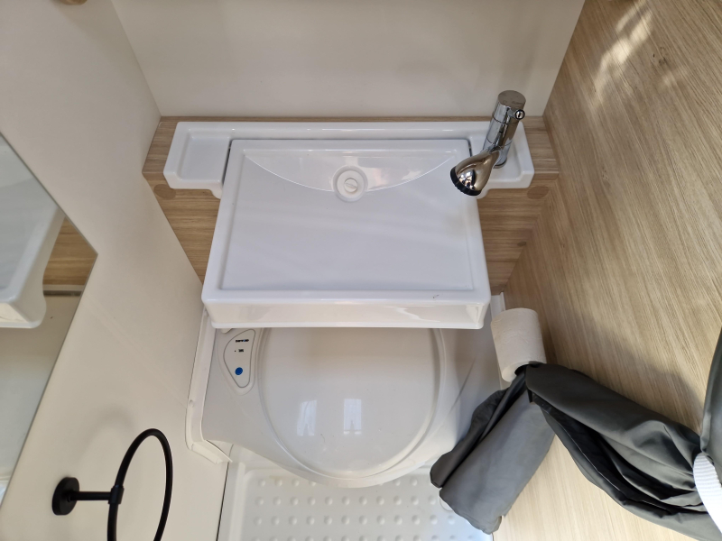 Sterckeman Easy Comfort 390 CP Mover/Voortent  foto: 7