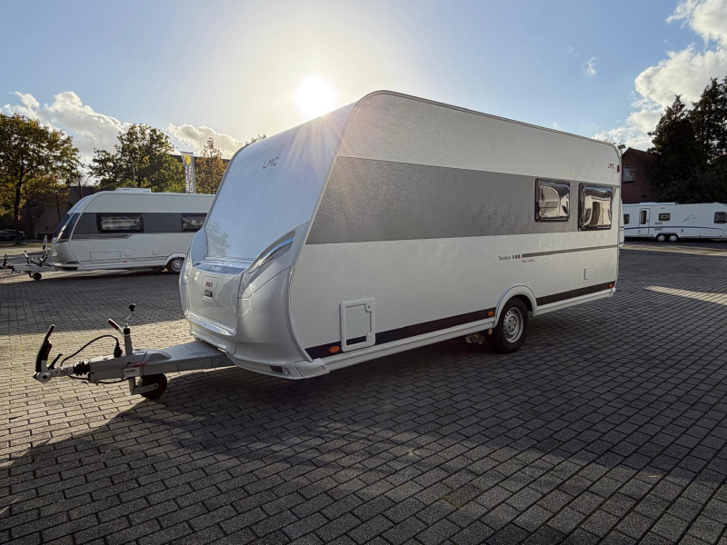 LMC Tandero 480 D Met Truma mover! 
